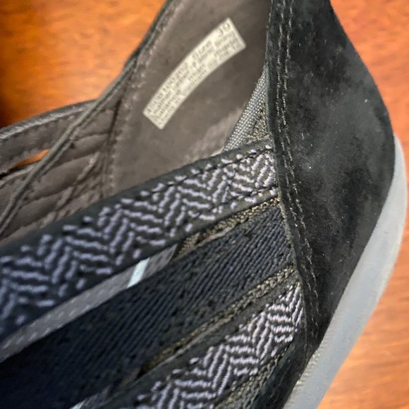 Dansko "Hilde Suede" casual shoes -- Size 39 -- $40 - Picture 14 of 15